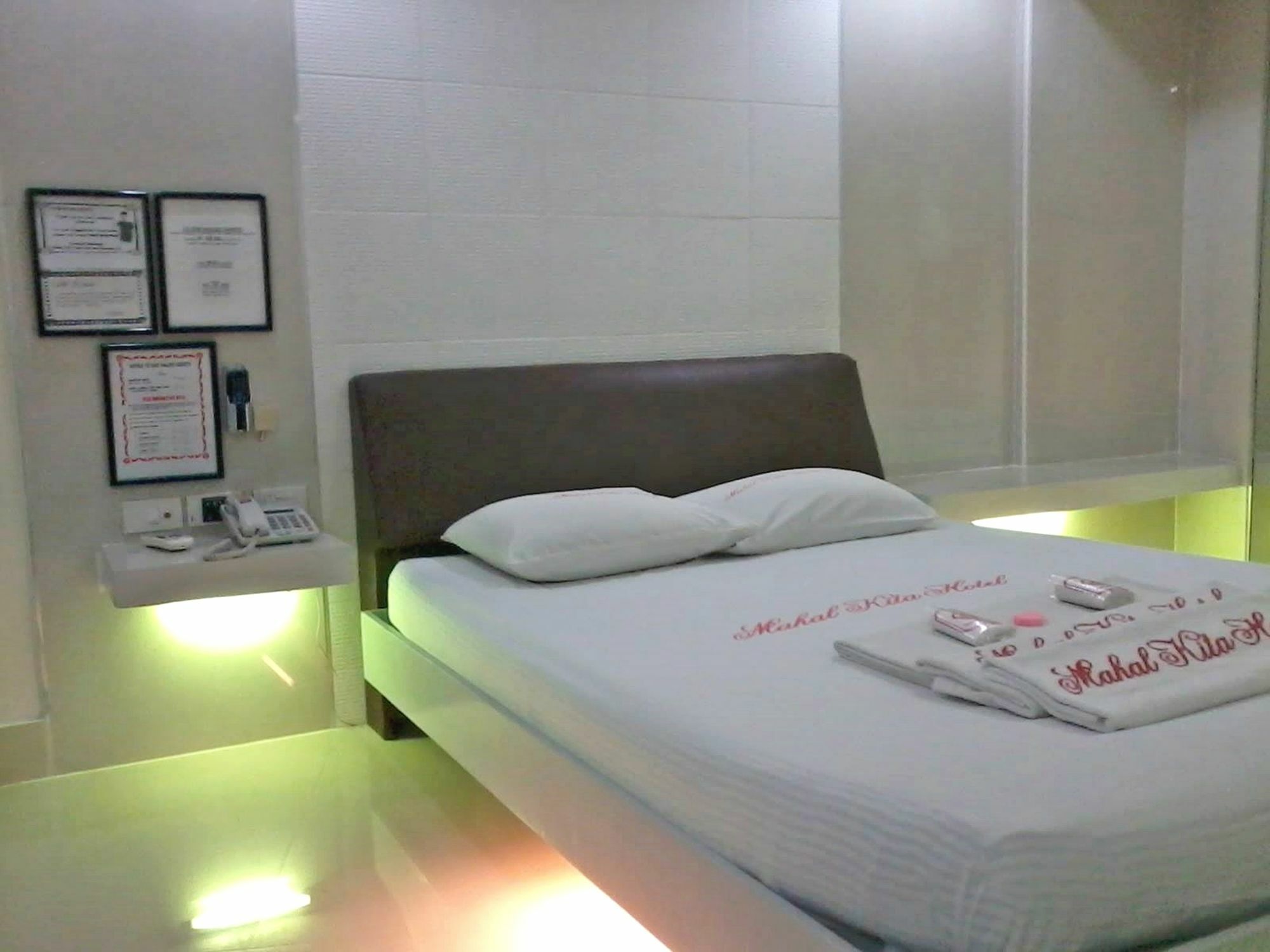 Mahal Kita Drive Inn Pasay Ngoại thất bức ảnh